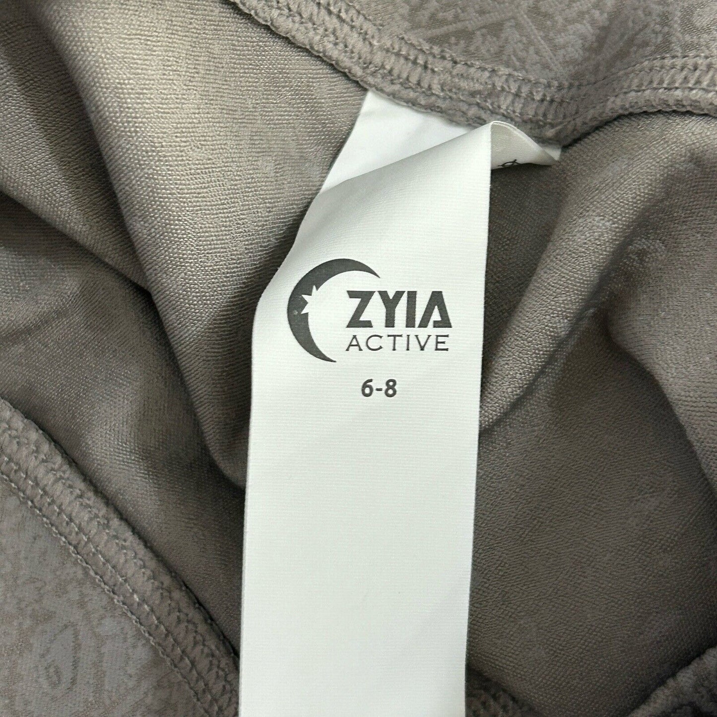 Zyla Active Gray Geometric Cross Cross Tummy Control Leggings Size 6-8 (26X23.5)
