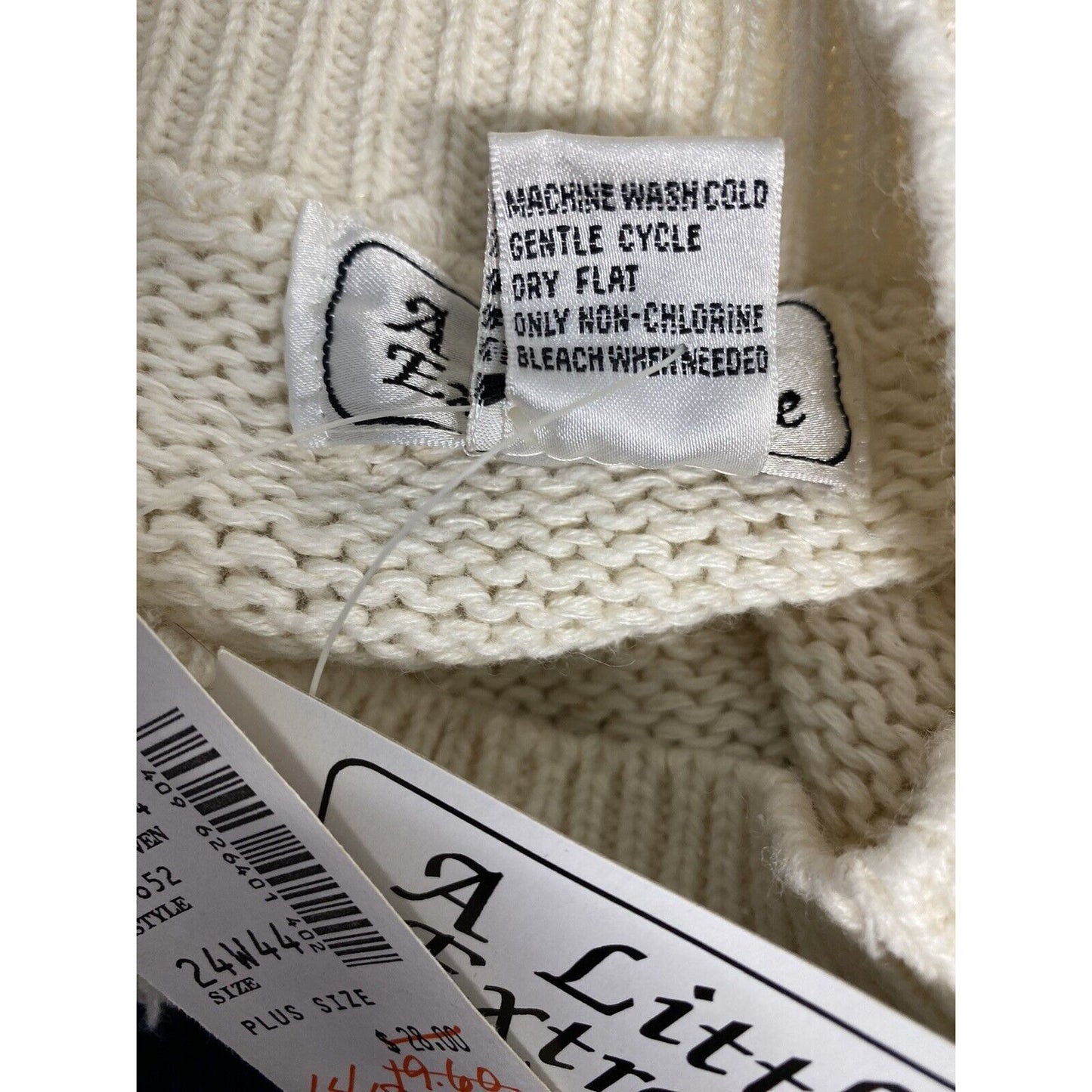 Vintage NWT A Little Extra Spice Womens Knit Sweater White Blue Size 24W/ 44
