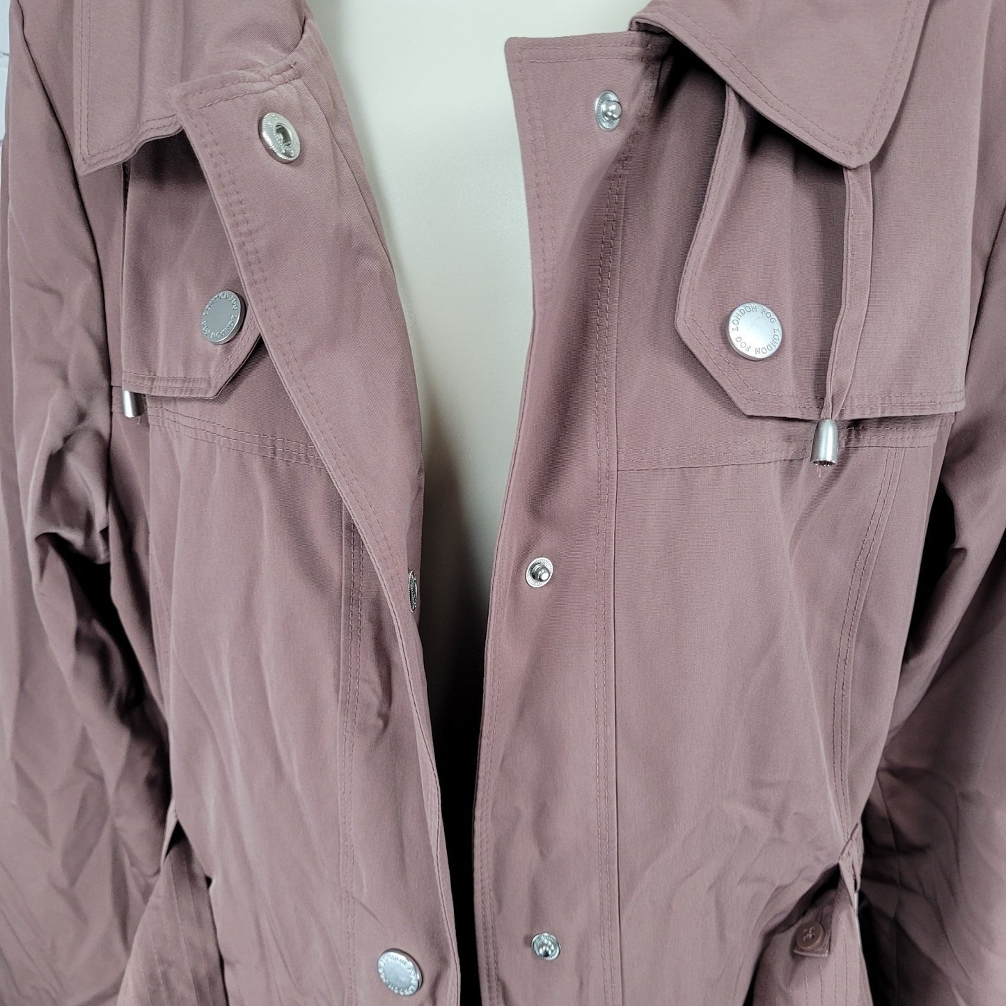 London Fog Adobe Brown Removable Hood Belted Snapped Rain Jacket Size Medium M