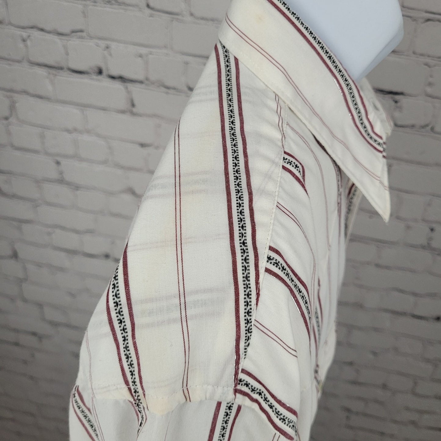 VTG Wrangler White Striped Western Pearl Snap Long Sleeve Lightweight Shirt XL