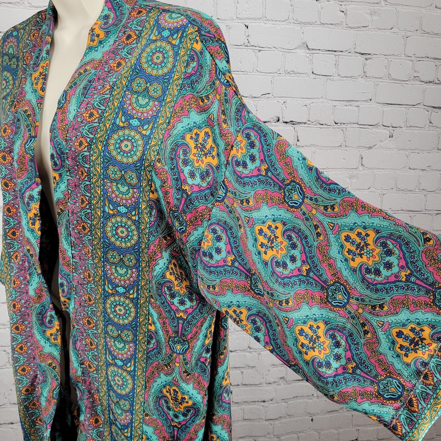 NWT LARA Ethnics Multicolor Floral Saska Oyster Blue Long Kimono Robe Size TU