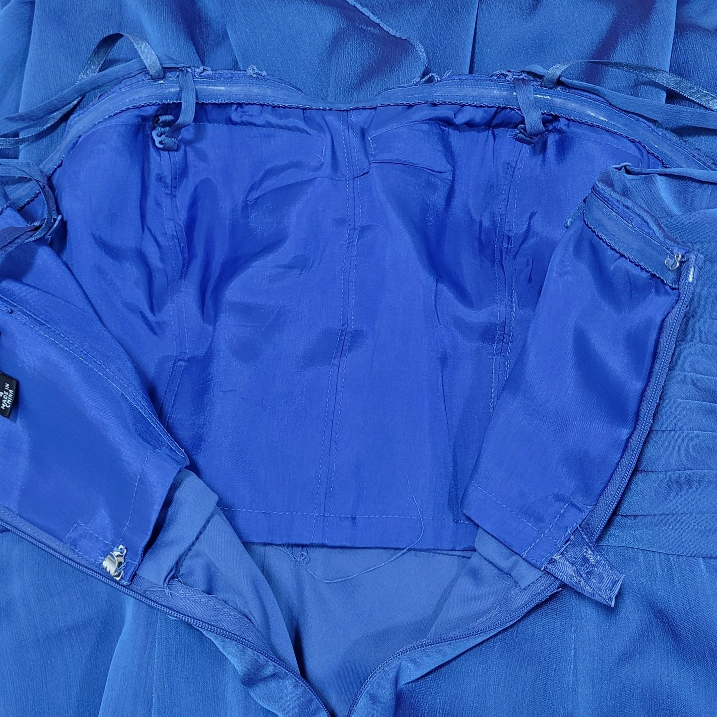 Adrianna Papell Ocassions Blue Purple Sheen Chiffon Heart Broach Dress Size 4