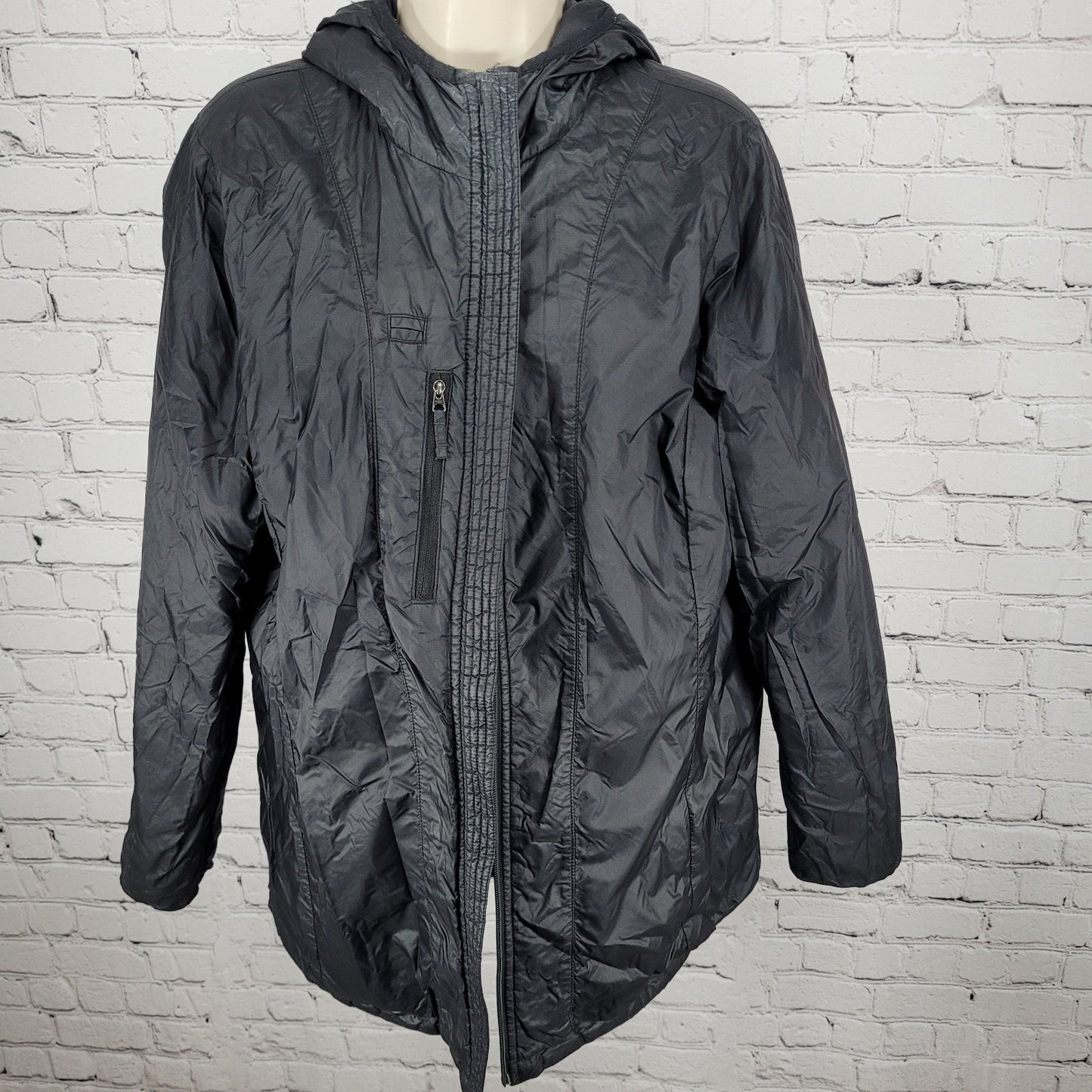 L.L. Bean Black Primaloft Packable Lightweight Insulated Hooded Zip Jacket Large