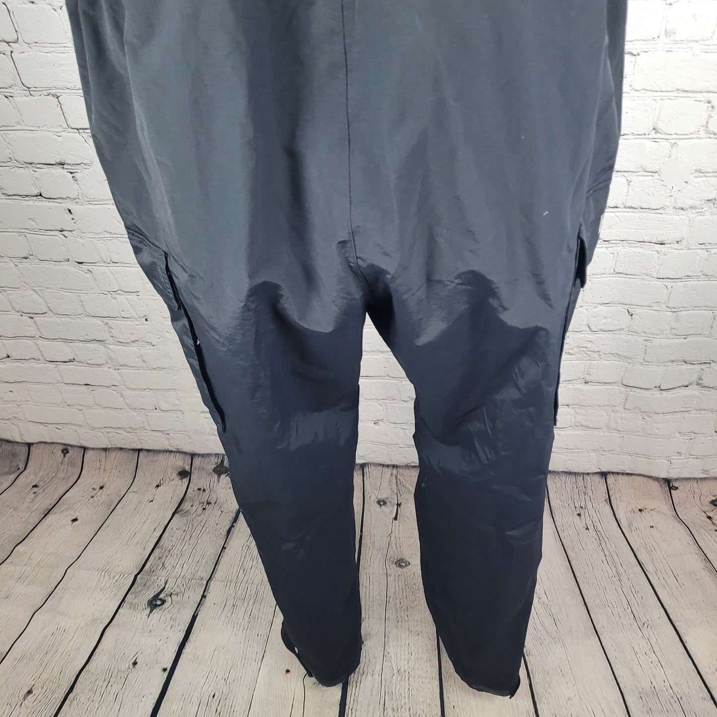 Bass Pro Shops Black Bone Dry Cargo Adjustable Fishing Overalls Size Medium M