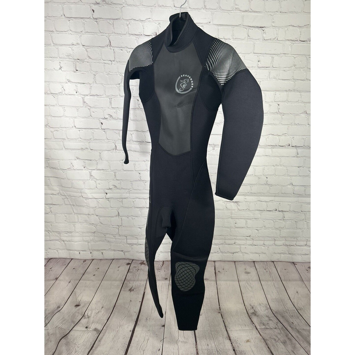 Seavenger Black 3mm Long Sleeve Classic Neoprene Women Fullsuit Wetsuit Size 3