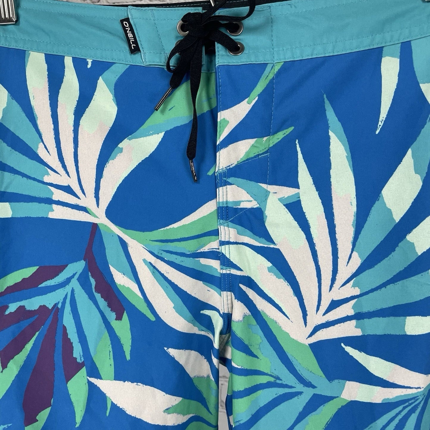 O’Neill Hyperfreak Blue Tropical Print Board Shorts Swim Trunks Stretch Size 28
