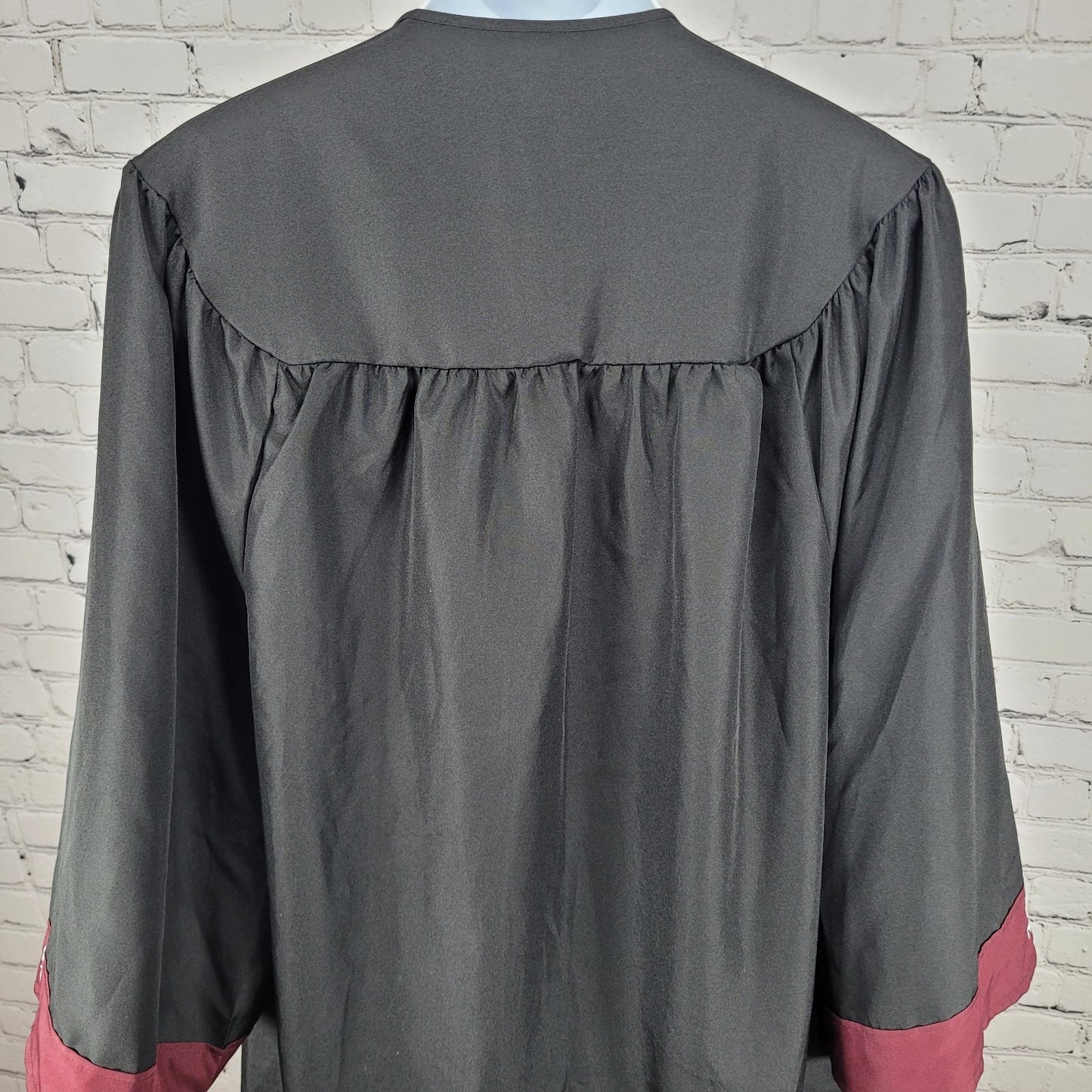 NWT Herff Jones Black Texas A&M University Official Collegiate Gown 5'5"-5'6"