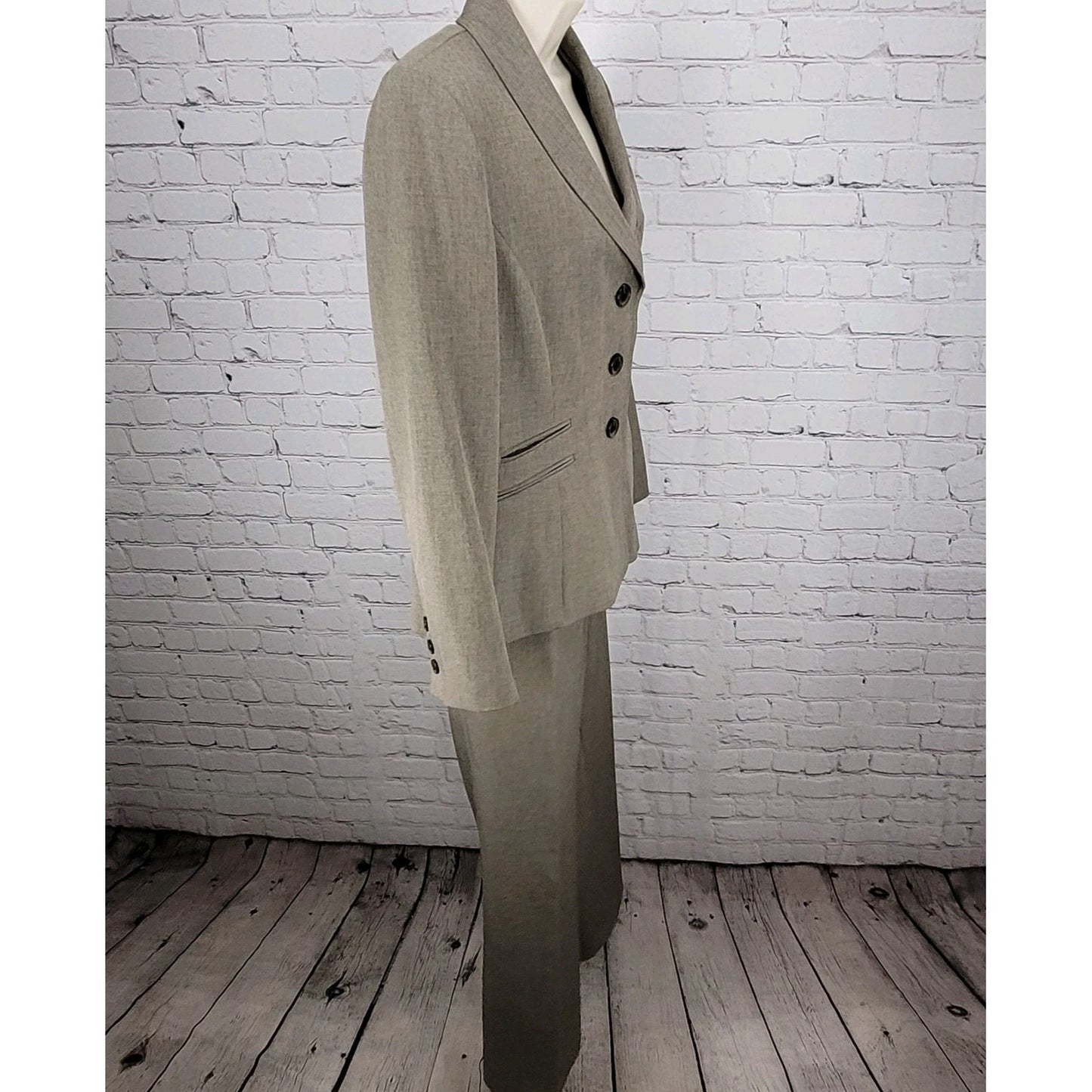 Kasper Brown Full Pant Suit 2 Piece Set Shawl 3 Button Jacket Stretch 10 (33x31)