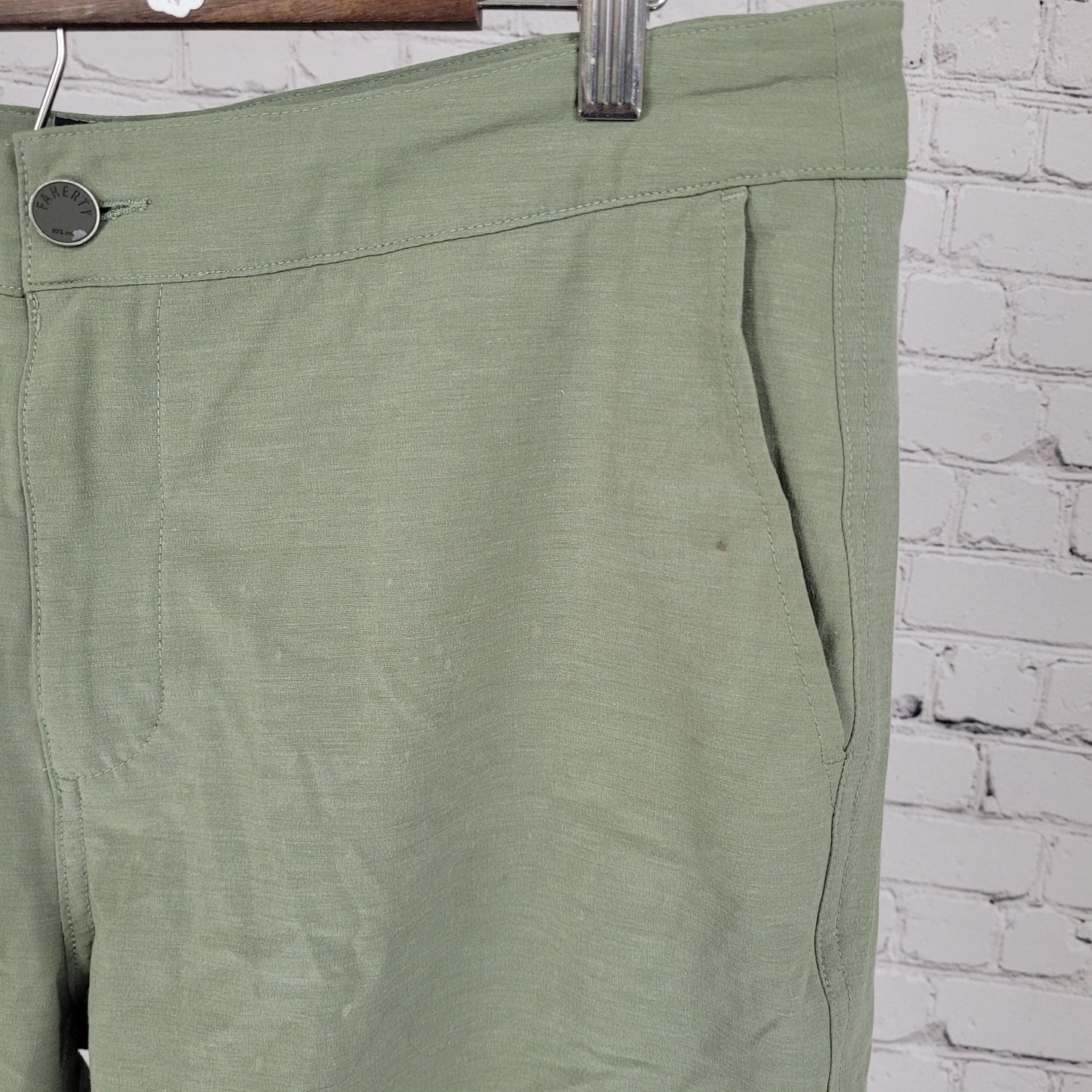 Faherty Green All Day Shorts Lightweight Stretch Chino Hybrid Size 35 (35x8.5)
