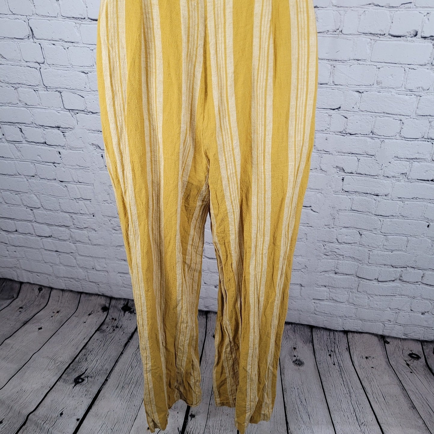 Urban Outfitters Yellow Linen Blend Striped Cut Out Backless Jumper Size 2
