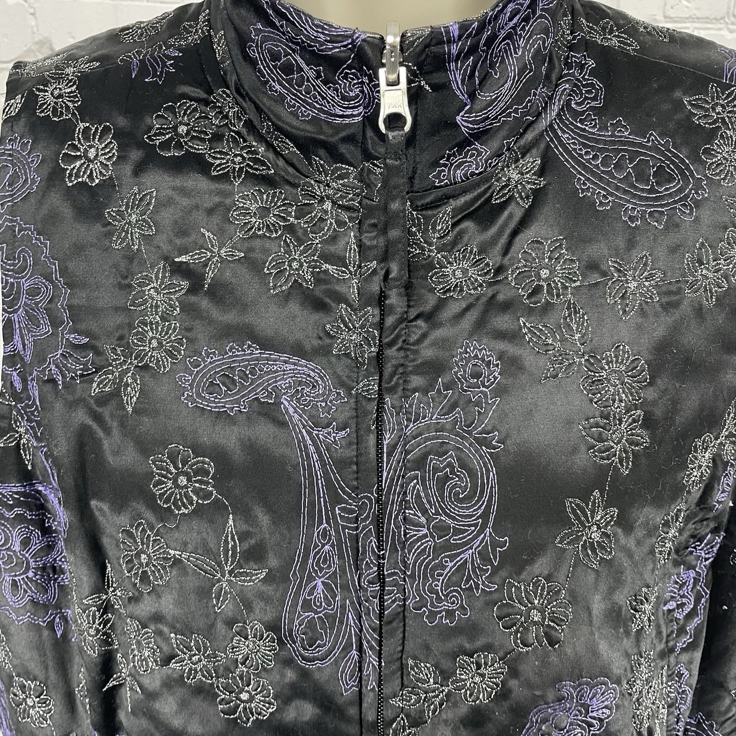 Chico’s Black & Purple Silk Blend Metallic Embroidered Zipped Vest Size 2 US 12
