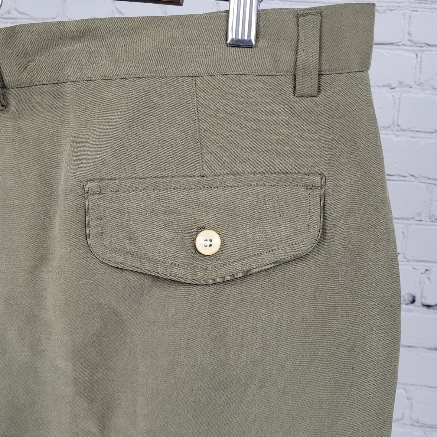 Caribbean Green 100% Silk Pleated Front Pockets Casual Shorts 36 (36x8.5)