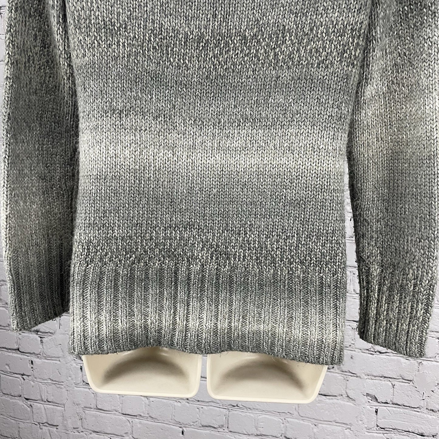 prAna Grey Cable Knit V Neck Raglan Sleeve Pullover Sweater Size Small S