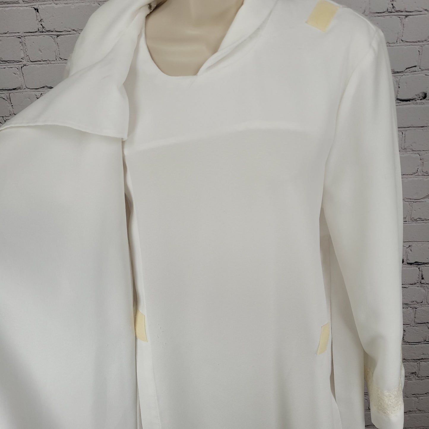 VTG Collegiate Cap & Gown White Lace Trim Clergy Robe Alb USA Made Size 55-42-32
