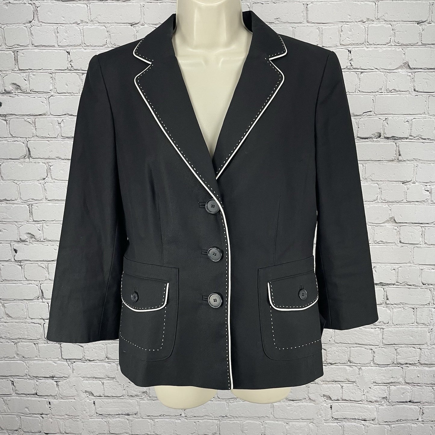 Ann Taylor Black Cotton White Trim Stitch 3 Button Blazer Jacket Stretch Size 8