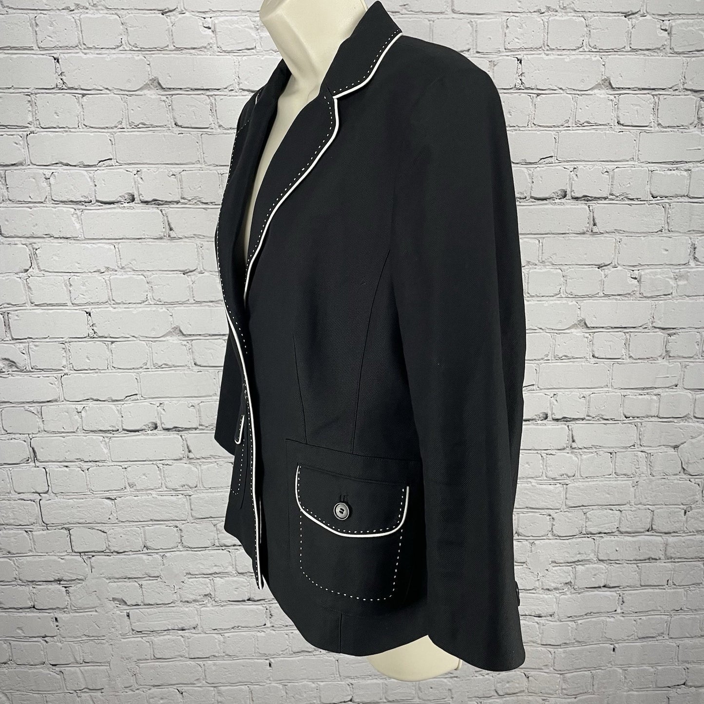 Ann Taylor Black Cotton White Trim Stitch 3 Button Blazer Jacket Stretch Size 8