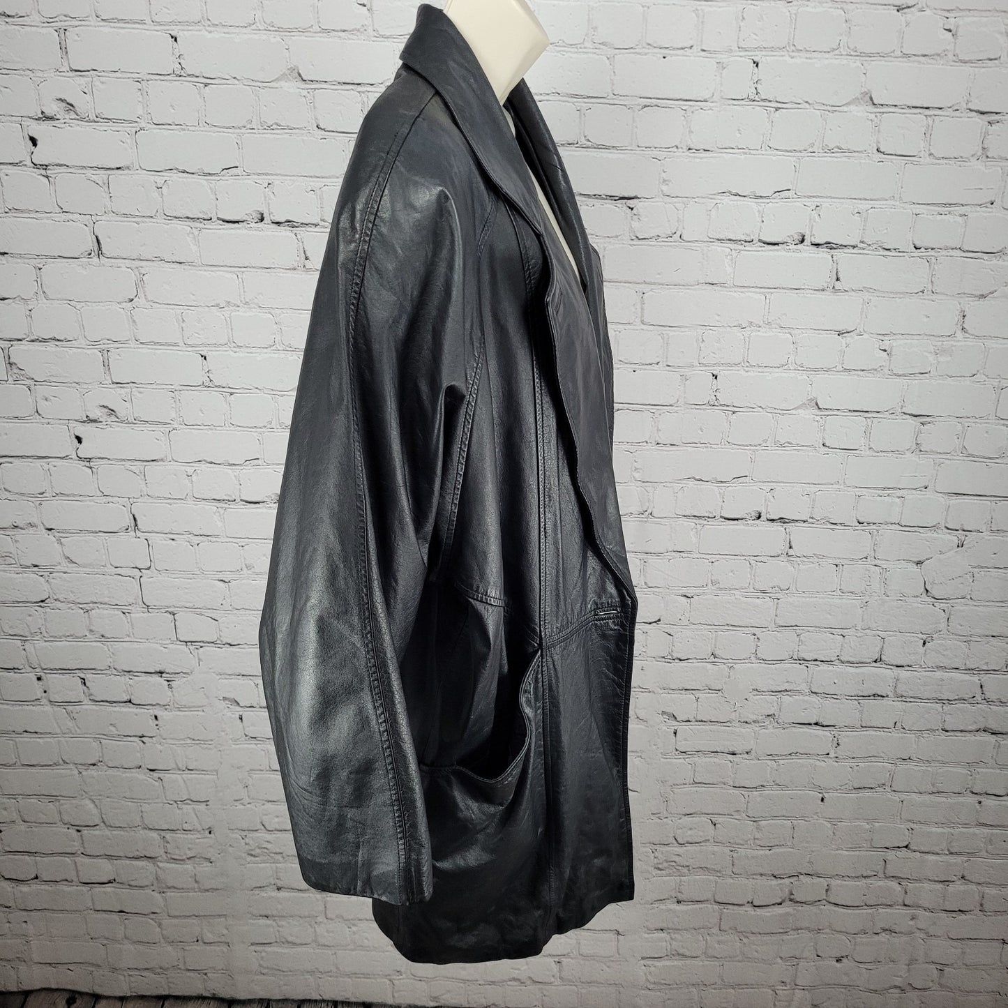 VTG Bechamel Black Genuine Leather Dolman Sleeve Lined Jacket Size Large L