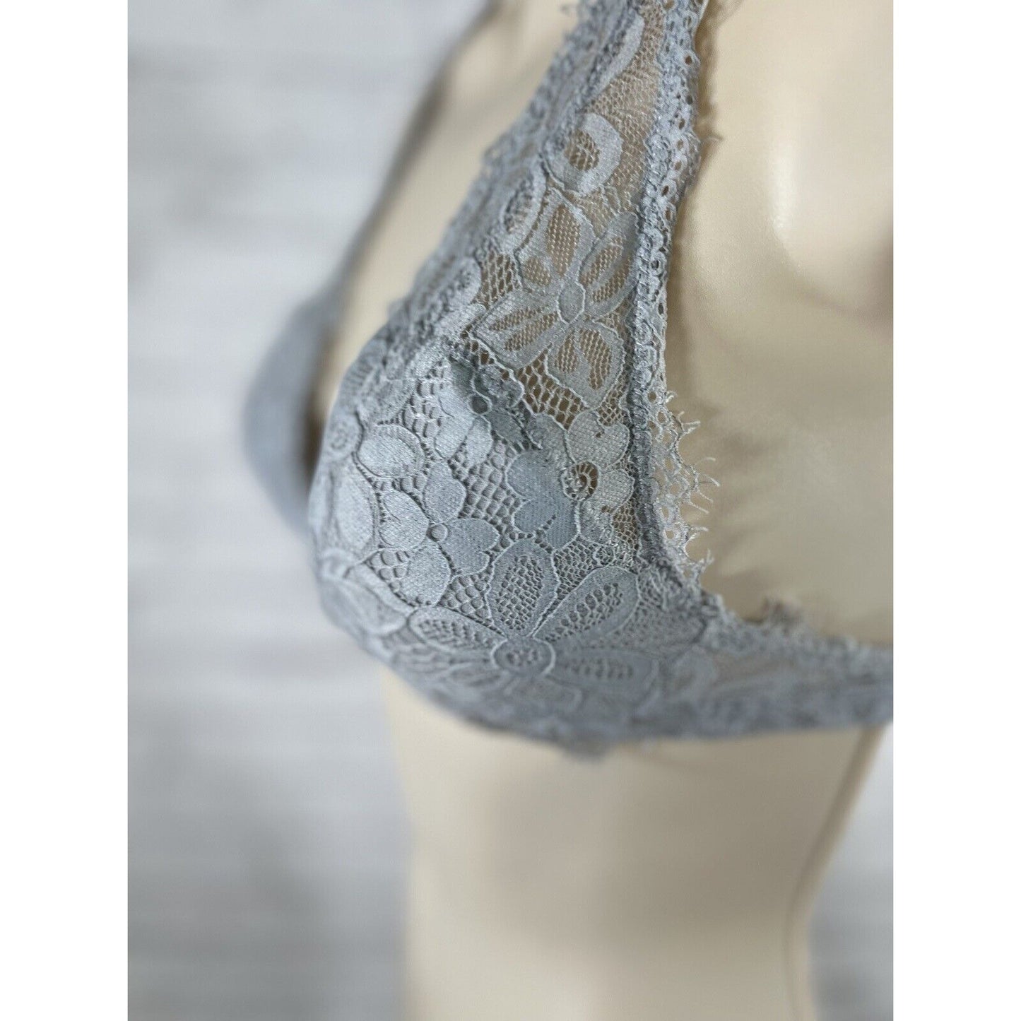 Aerie Lace Gray Crisscross Strappy Back Removable Padding Bralette Bra Womens XS