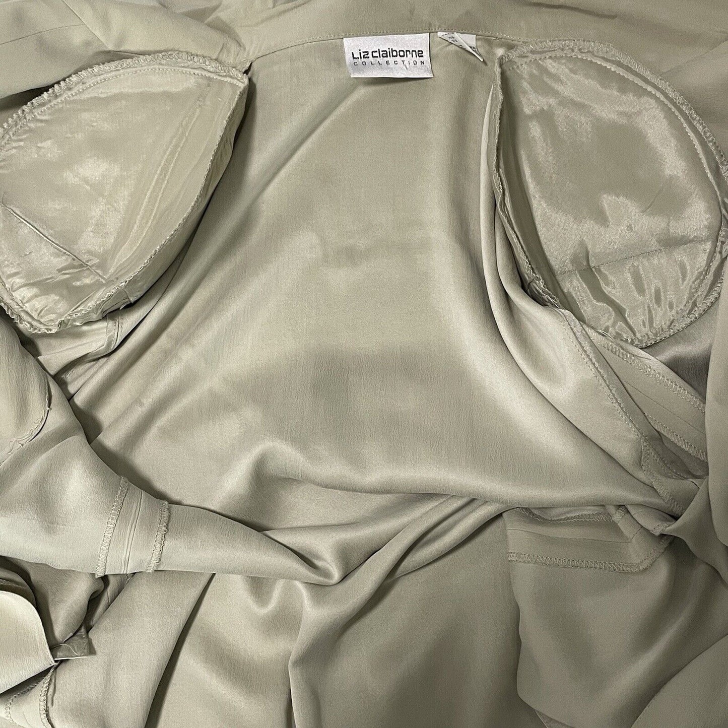 Liz Claiborne Beige Silk Oyster Shell Button Lightweight Unlined Blazer Size 4