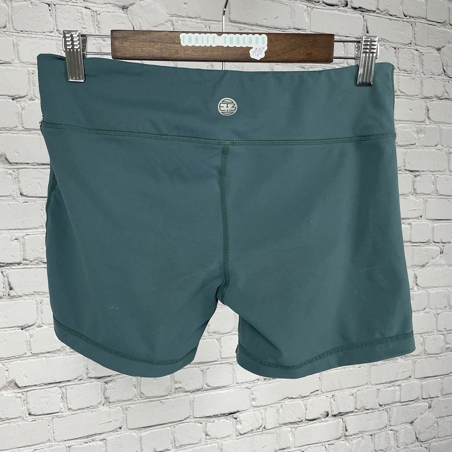 IAB MFG Green Compression Stretch Workout Activewear Shorts Size 8 Medium M