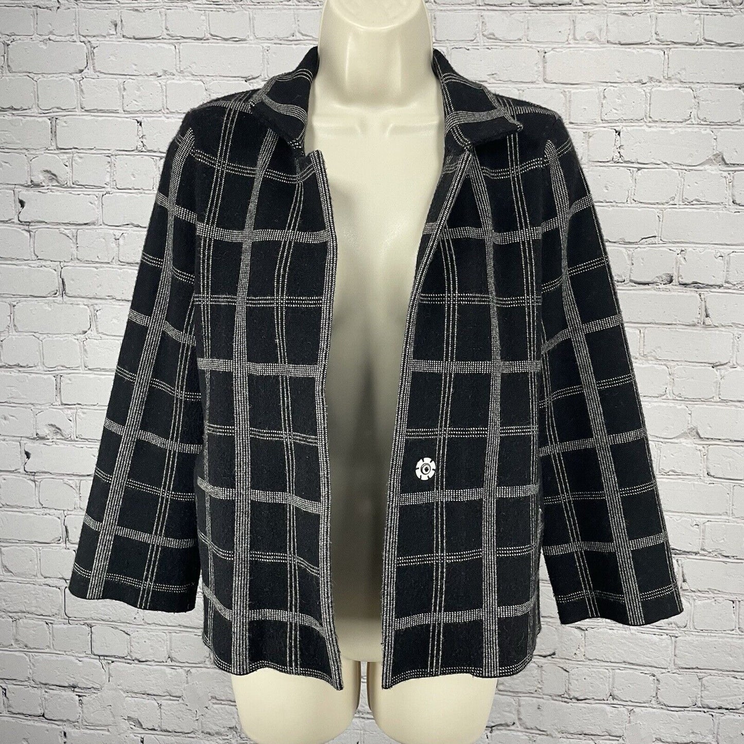 Moth Anthropologie Black Check Collar Snap Sweater Pockets Stretch Size XS