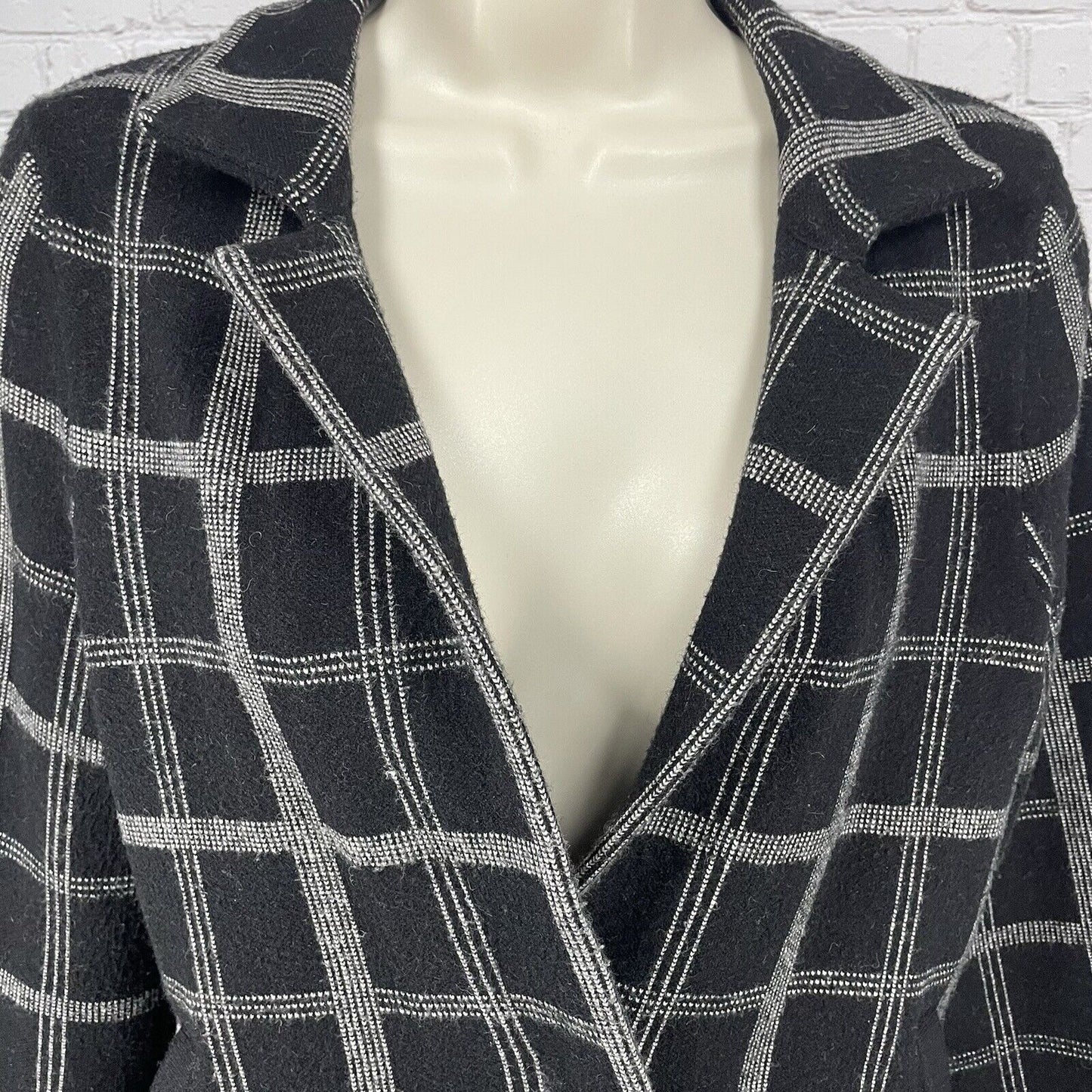 Moth Anthropologie Black Check Collar Snap Sweater Pockets Stretch Size XS