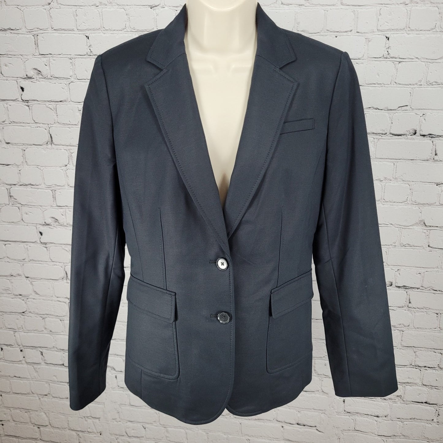 NWT Banana Republic Black Stretch 2 Button Vented Notch Blazer Jacket Size 8