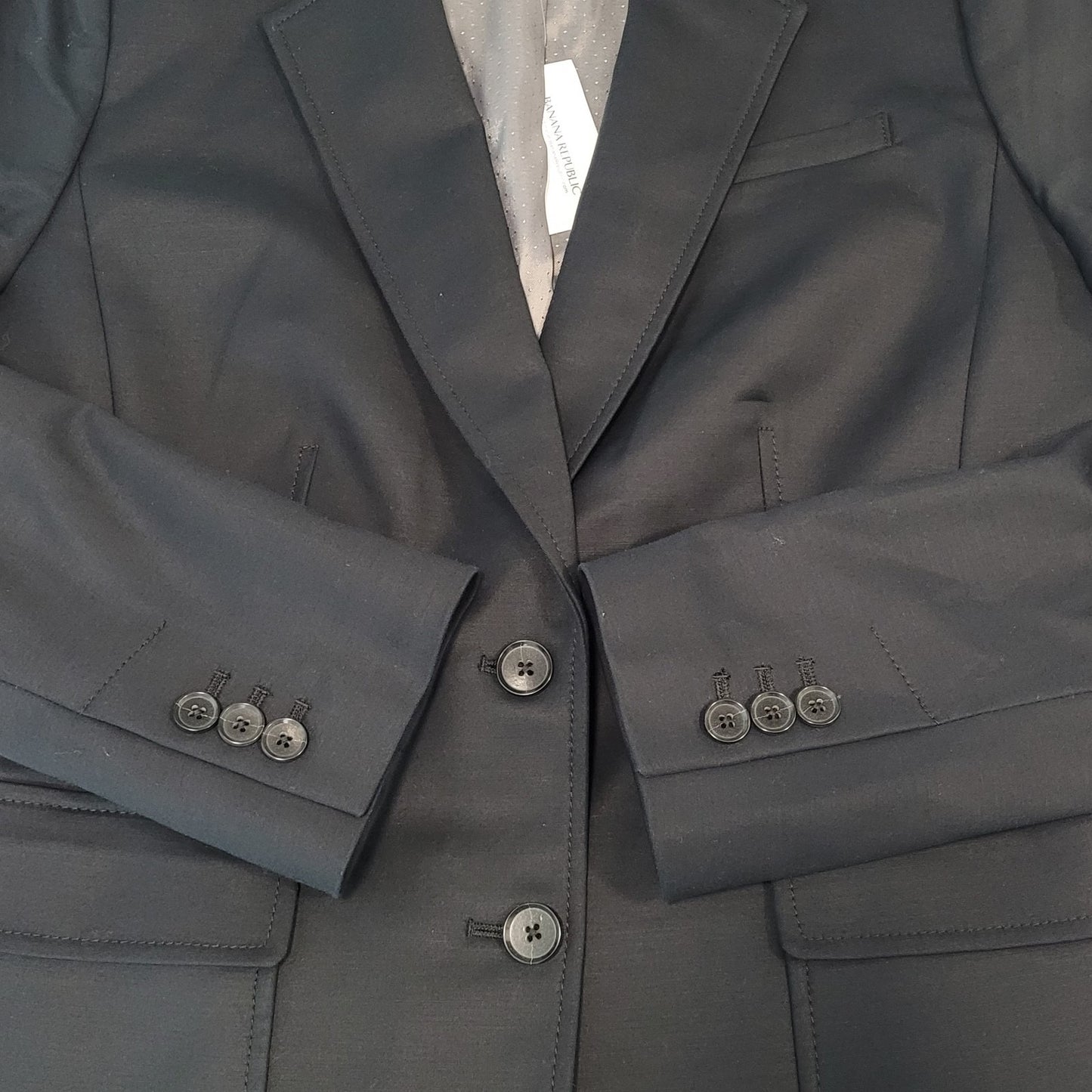 NWT Banana Republic Black Stretch 2 Button Vented Notch Blazer Jacket Size 8