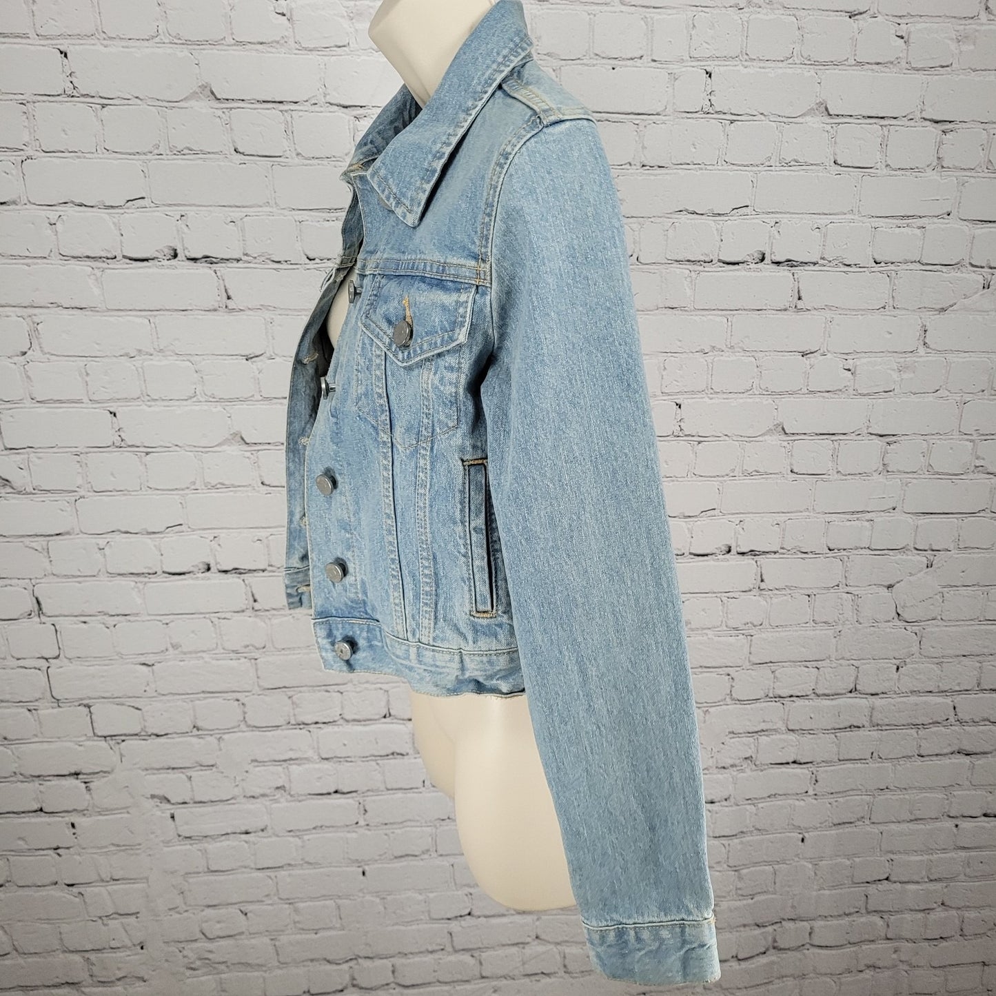 BDG Urban Outfitters Blue Denim 100% Cotton Buttoned Jean Jacket Size Small S