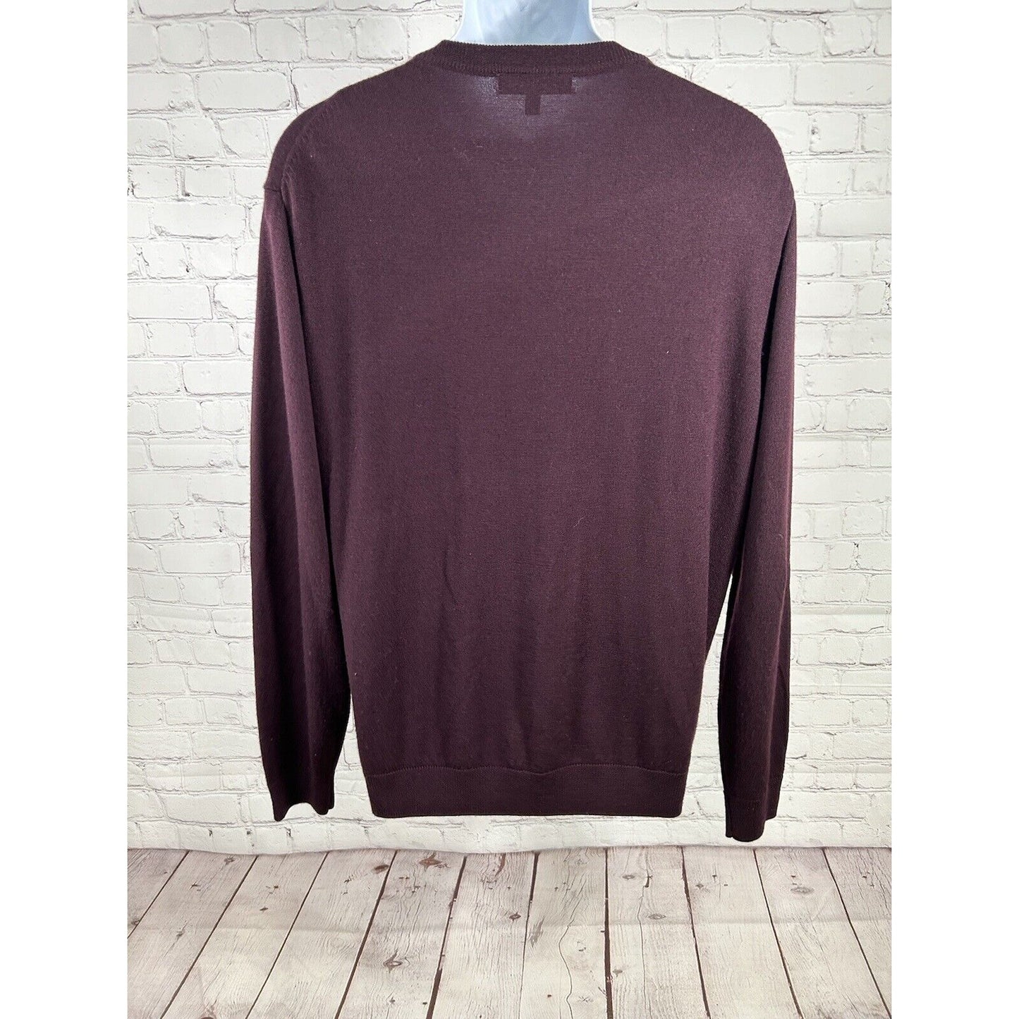 Hart Schaffner Marx Dark Purple Extra Fine Merino Wool V Neck Pullover Sweater L