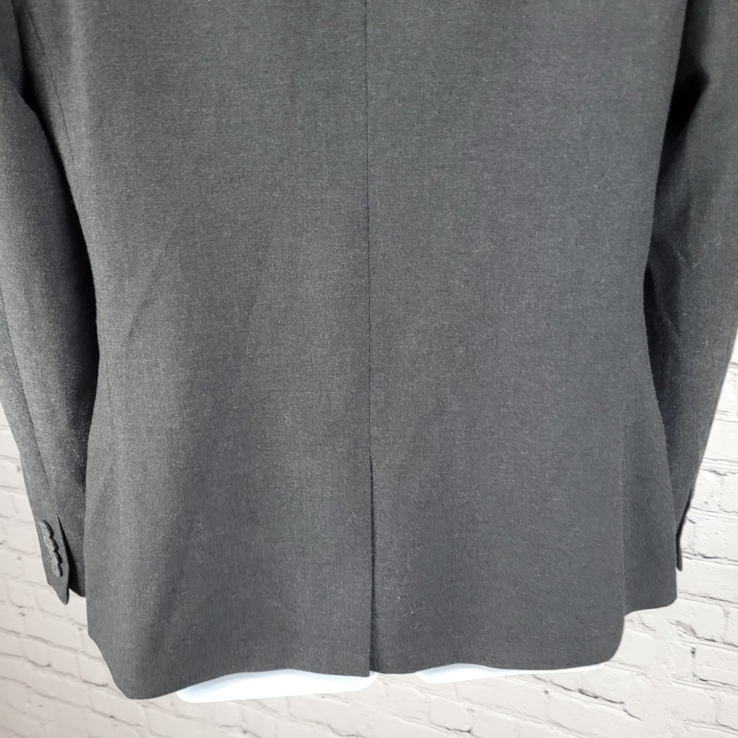 ASOS Grey Slim Fit 2 Button Vented Notch Stretch Blazer Sport Coat 42S *tear