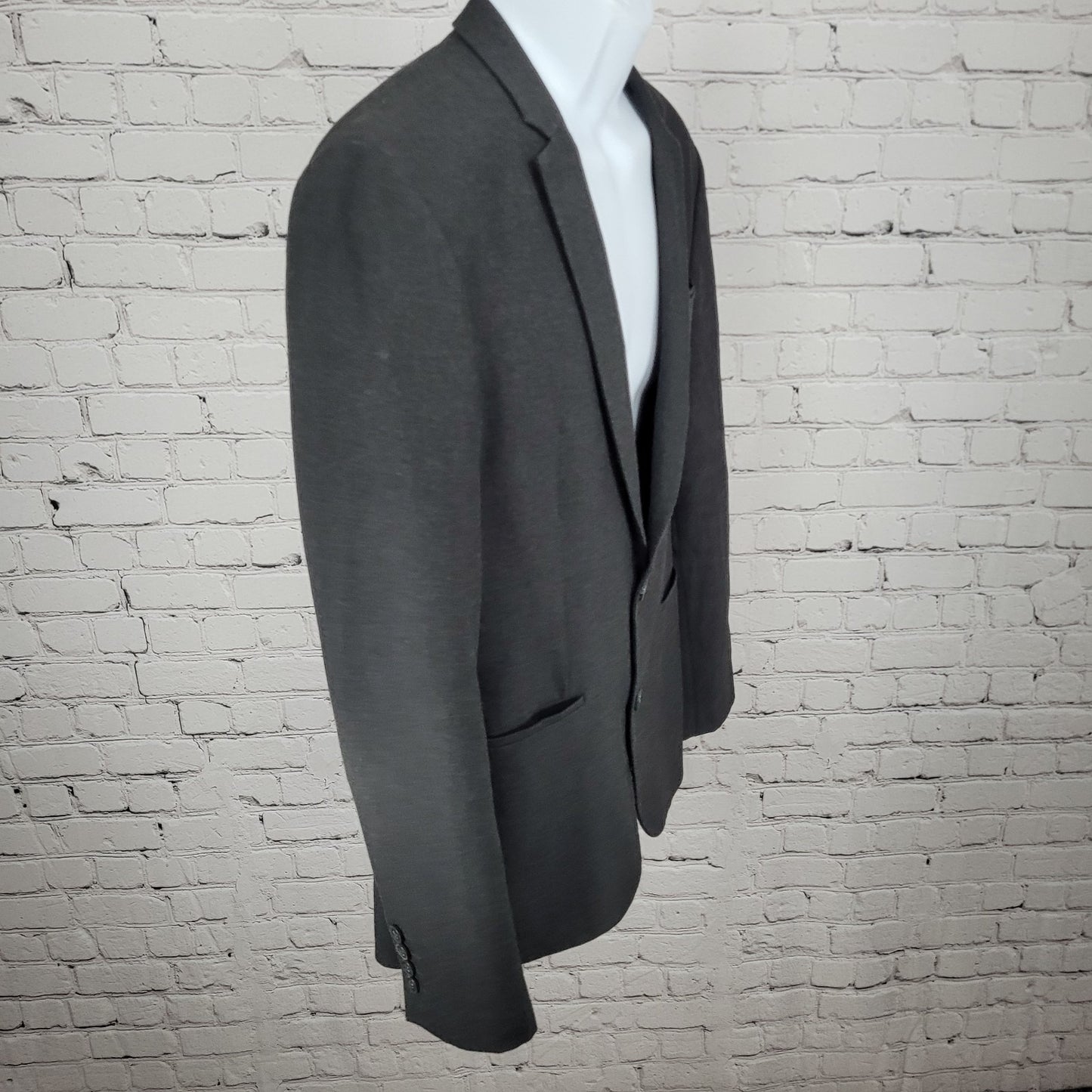 ASOS Grey Slim Fit 2 Button Vented Notch Stretch Blazer Sport Coat 42S *tear