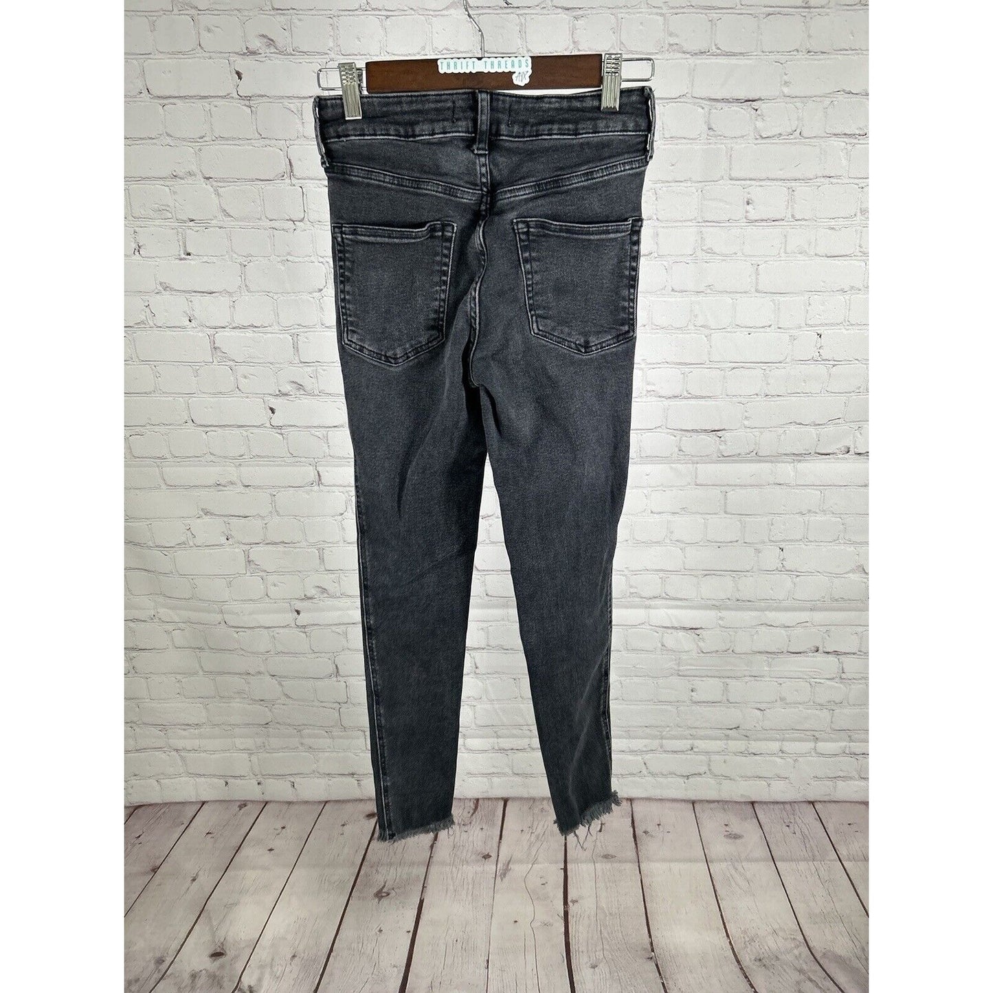 We The Free Distressed Faded Black Raw Hem Mid Rise Skinny Jeans 26 (26 X 26)