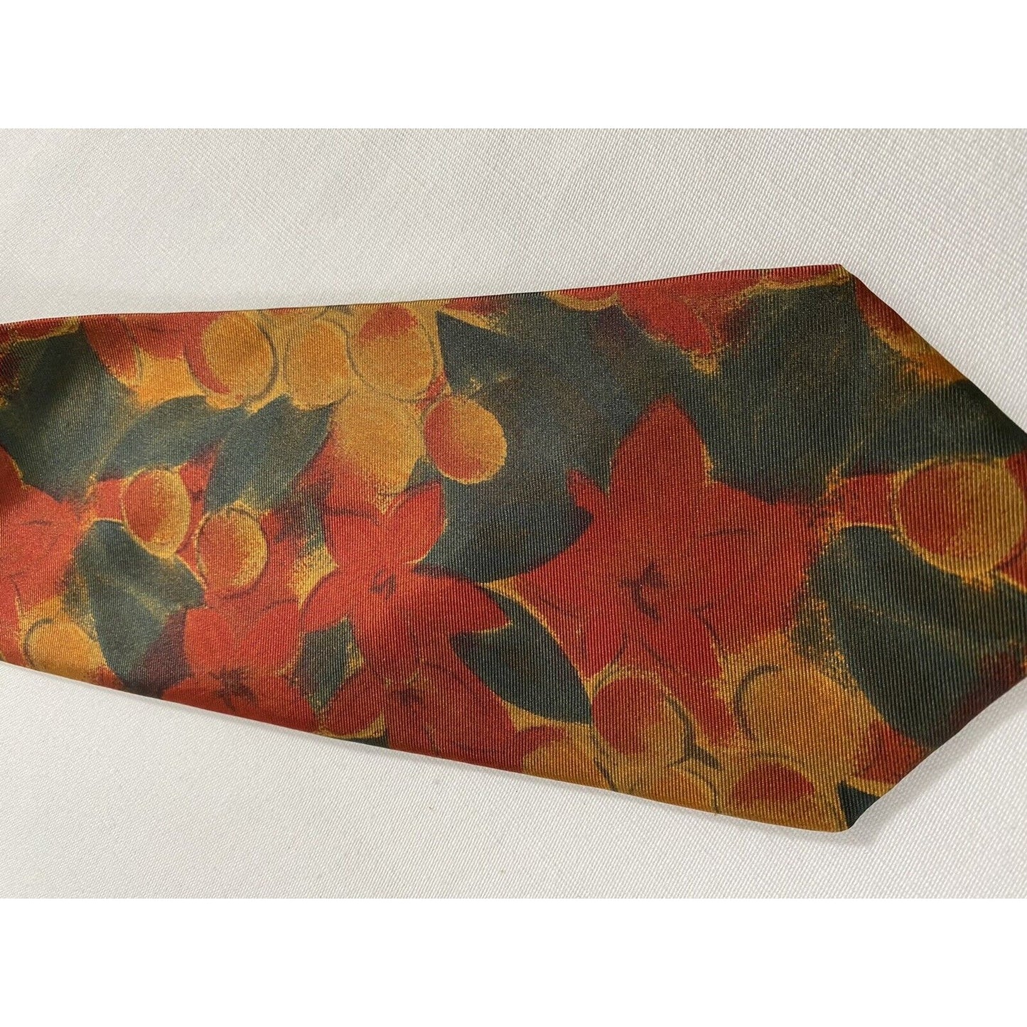 Jones New York 100% Silk Red Orange Green Necktie 58” x 4”
