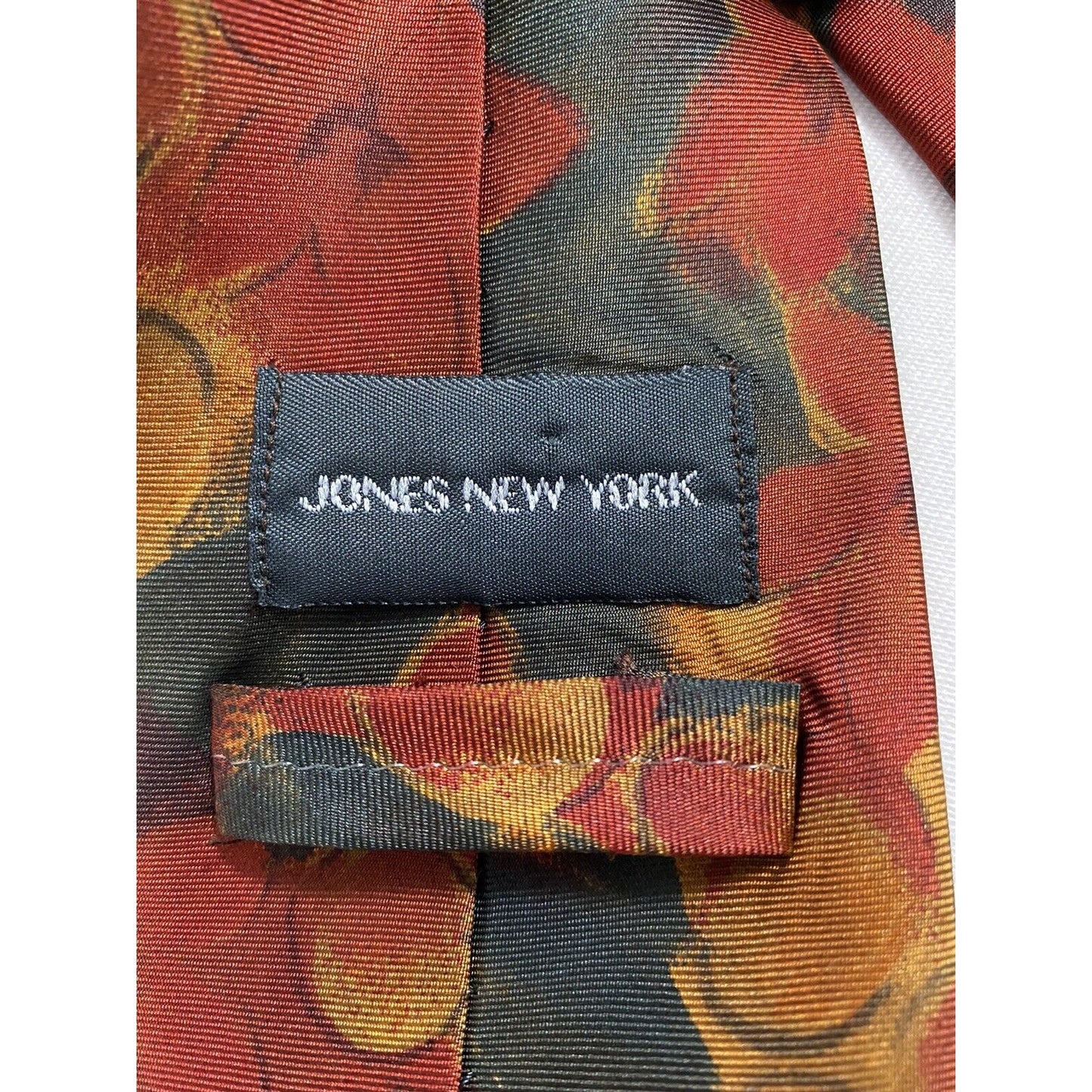 Jones New York 100% Silk Red Orange Green Necktie 58” x 4”