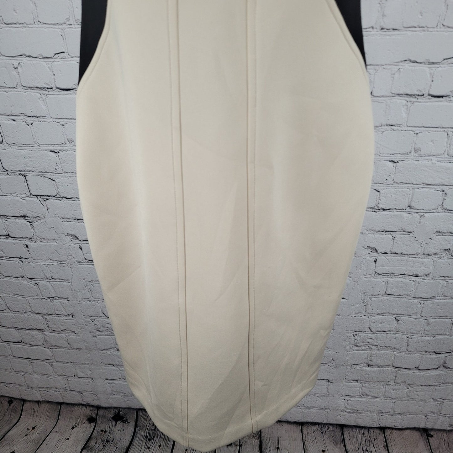 Tommy Hilfiger Beige & Black Sleeveless Stretch Zip Closure Sheath Dress Size 2