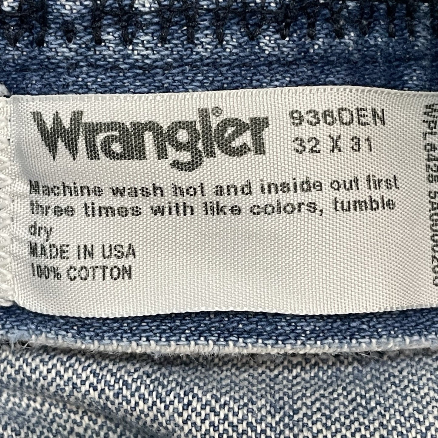 VTG Wrangler Blue Denim Ripped Distressed Straight Leg Jeans USA Size 32 (31x30)
