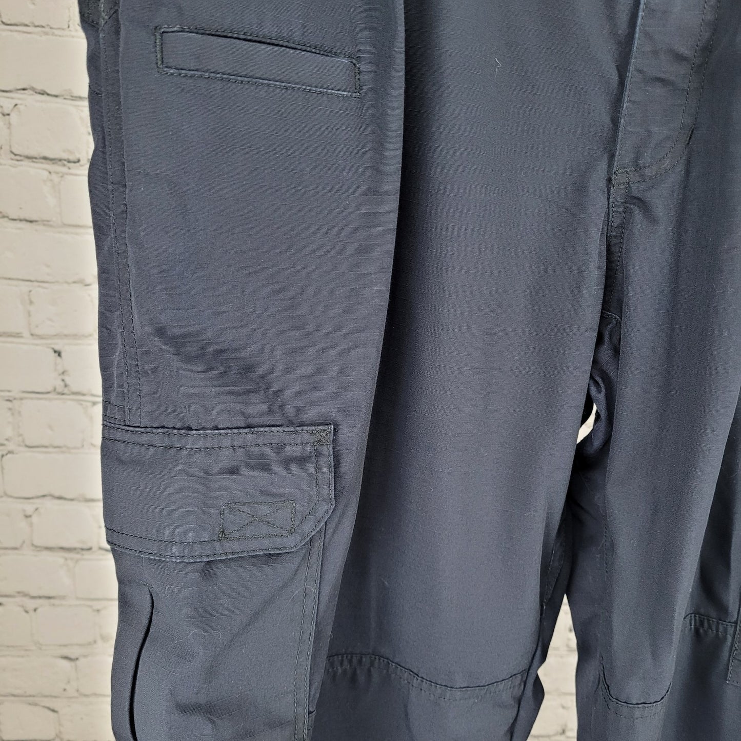5.11 Tactical Navy Utility Cargo Pockets Workwear Pants Size 38 (36x30)