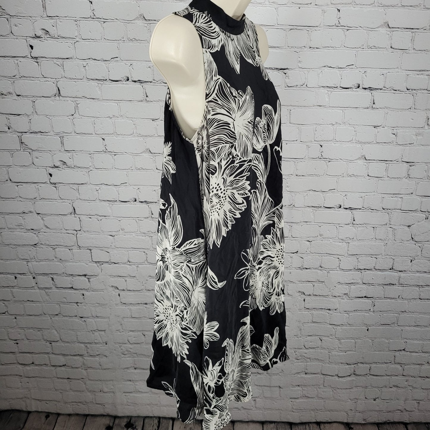 Maeve Anthropologie Black 100% Silk Floral Lightweight Sleeveless Dress Size XSP