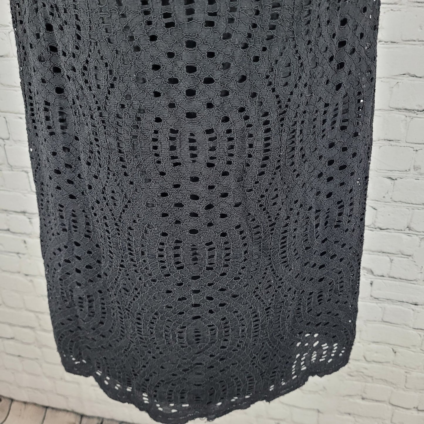J.CREW Black Eyelet Embroidered Overlay Short Sleeve Lined Dress Size 2