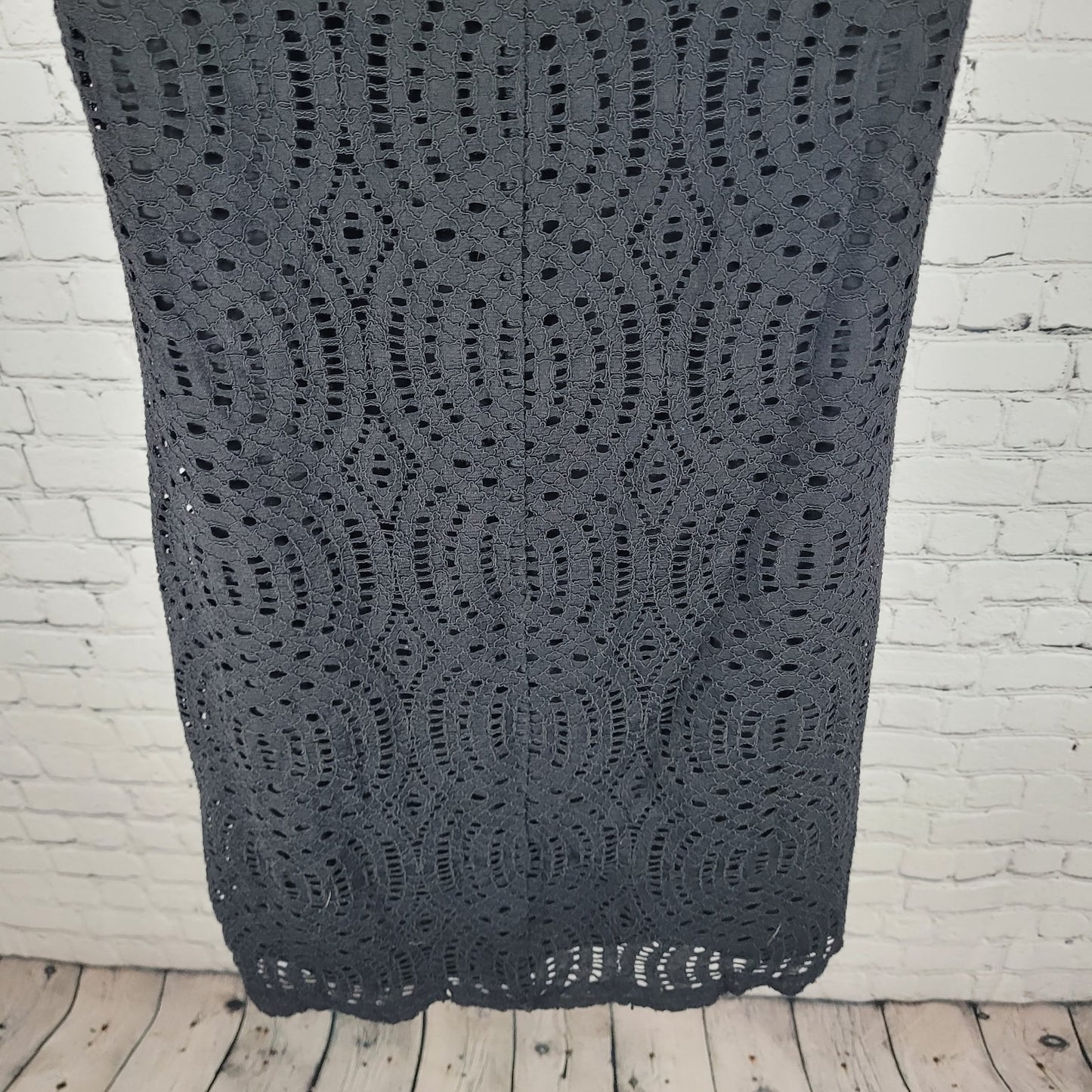 J.CREW Black Eyelet Embroidered Overlay Short Sleeve Lined Dress Size 2