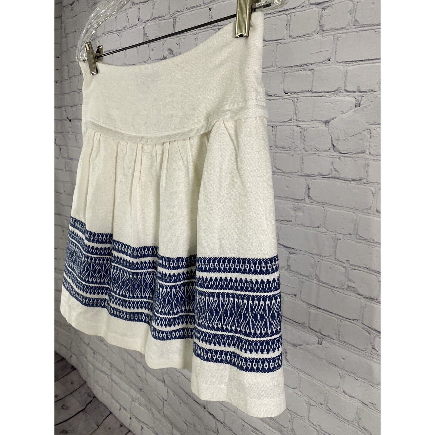 Madewell White Blue Embroidered Pleated Short A Line Skirt Size 2