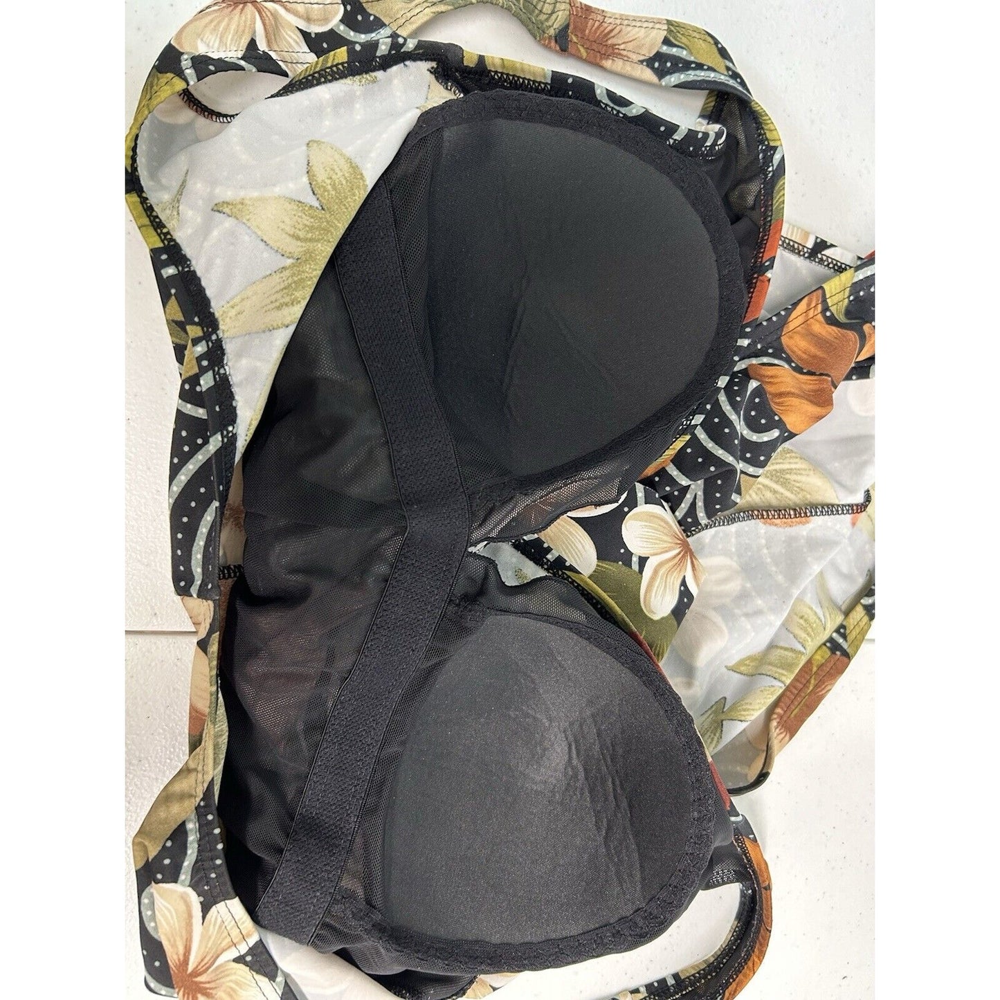 Ocean Dream Collection Floral Built In Padding One Piece Swimsuit 18