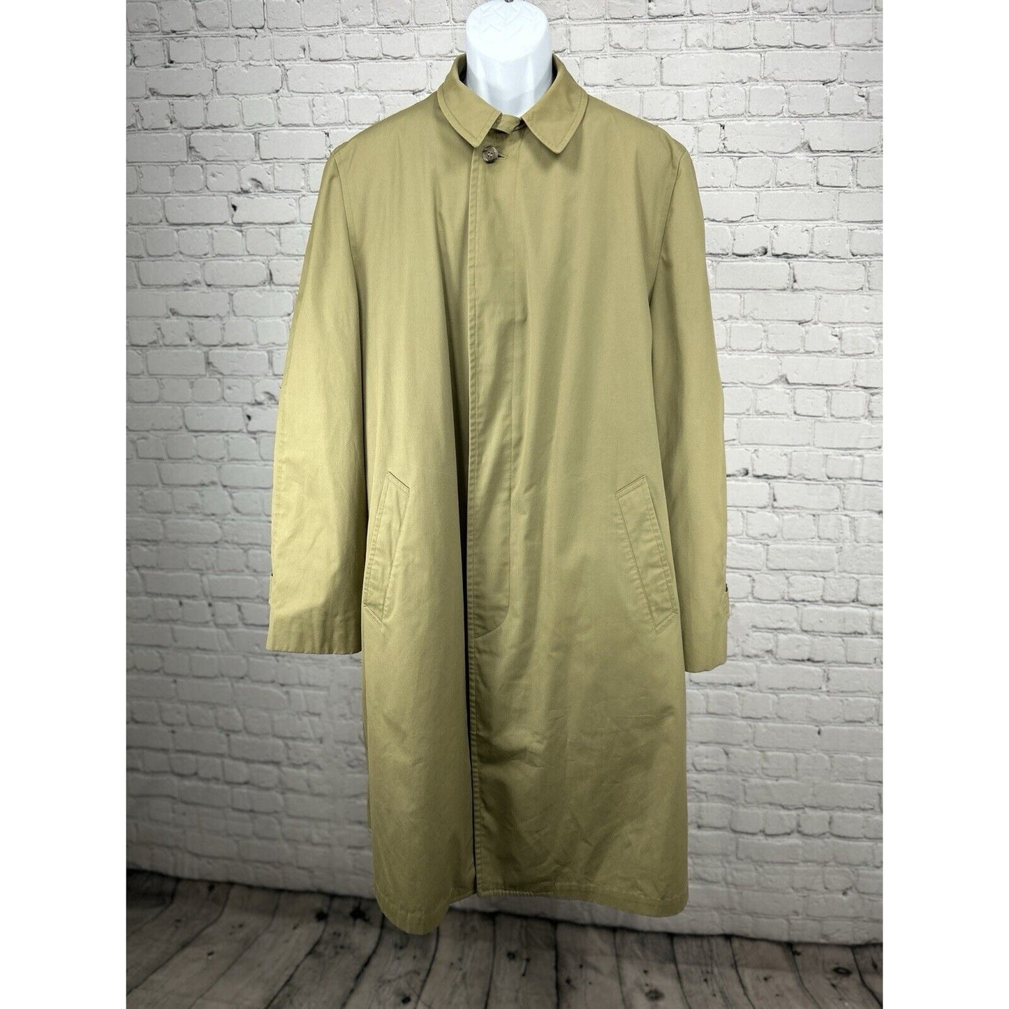 VTG London Fog Claeth Cloth Khaki Faux Fur Lined Trench Coat Mens Size 44 X Long