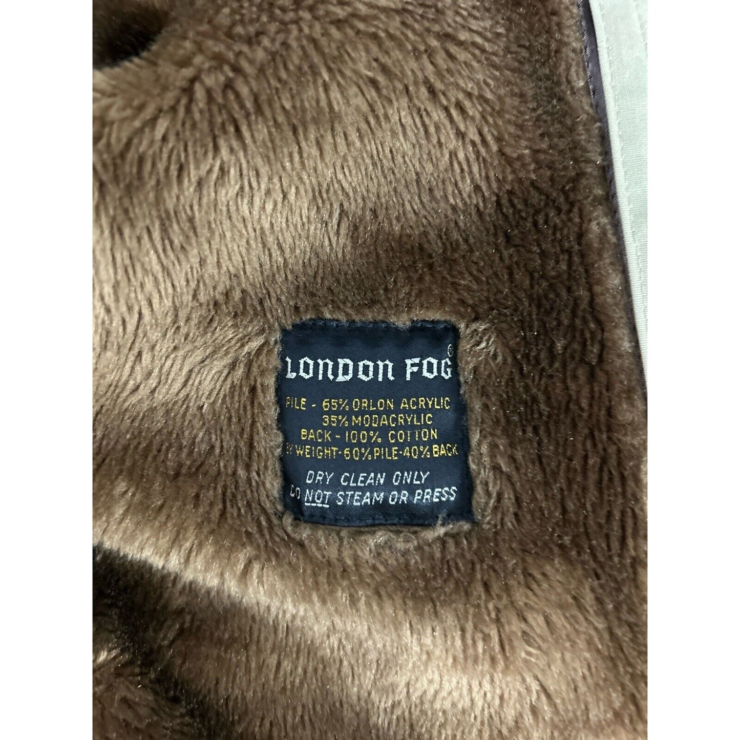 VTG London Fog Claeth Cloth Khaki Faux Fur Lined Trench Coat Mens Size 44 X Long