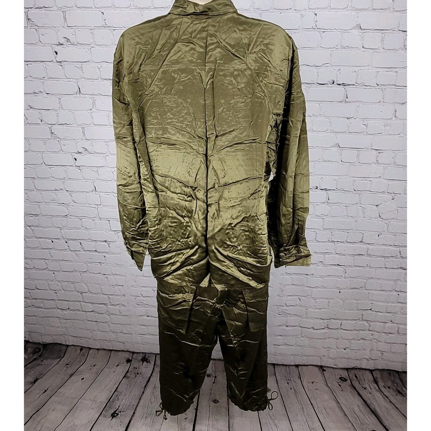 Josephine Chaus Green 100% Silk 2 Piece Outfit Shirt Size 12 Pants 14 (33x29)