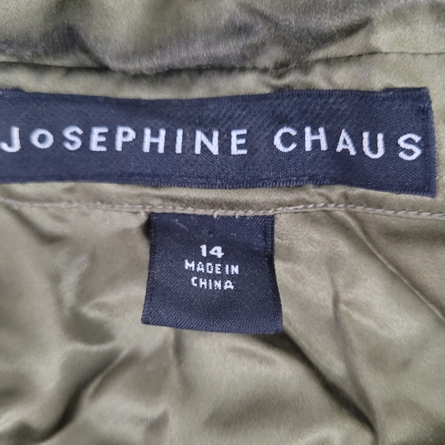 Josephine Chaus Green 100% Silk 2 Piece Outfit Shirt Size 12 Pants 14 (33x29)