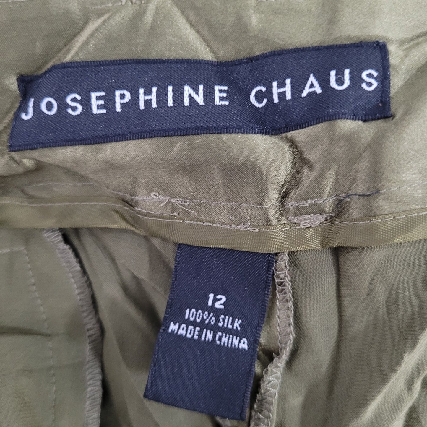 Josephine Chaus Green 100% Silk 2 Piece Outfit Shirt Size 12 Pants 14 (33x29)