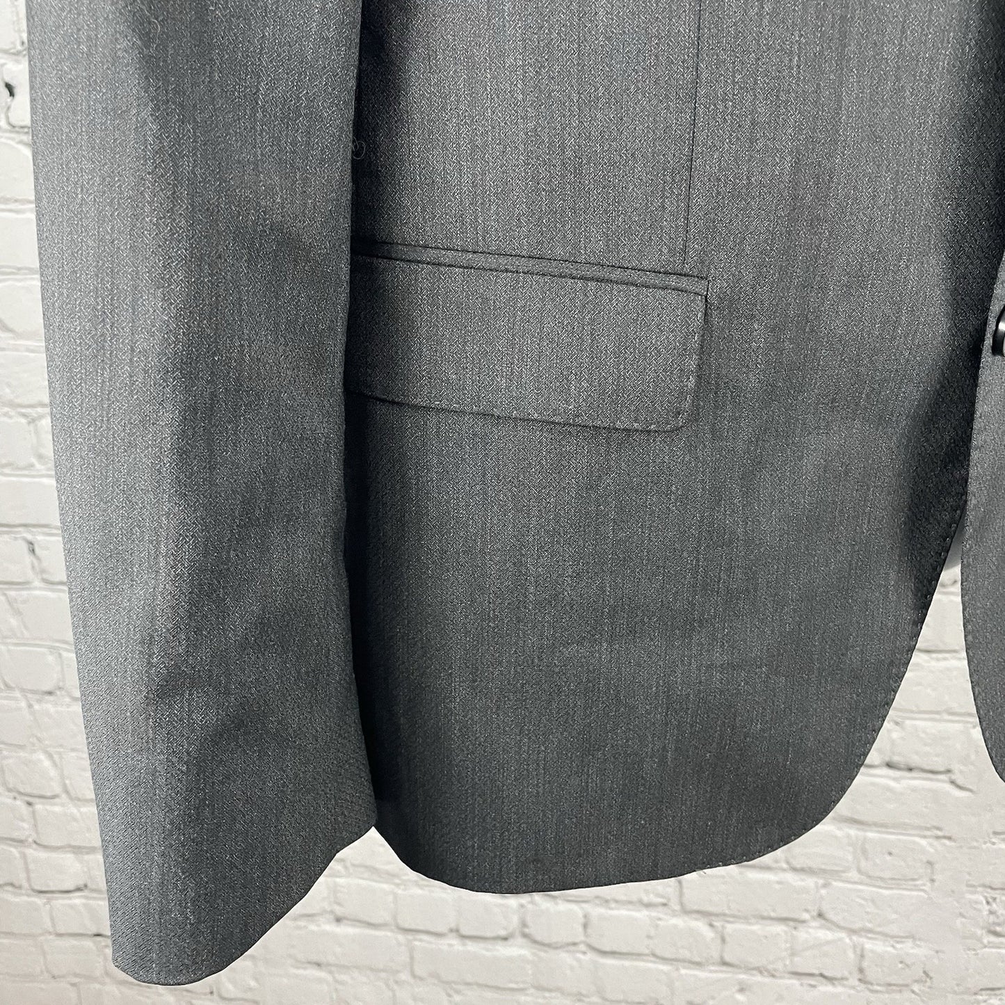 Hugo Grey Wool Blend 2 Button Double Vented Notch Blazer Sport Coat Size 42R