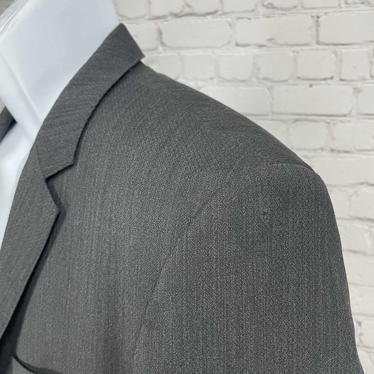 Hugo Grey Wool Blend 2 Button Double Vented Notch Blazer Sport Coat Size 42R